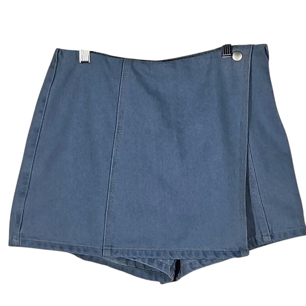 Coastal Cowgirl Mid Rise Denim Skort M Light Wash Preppy 90s Inspired Minimalist